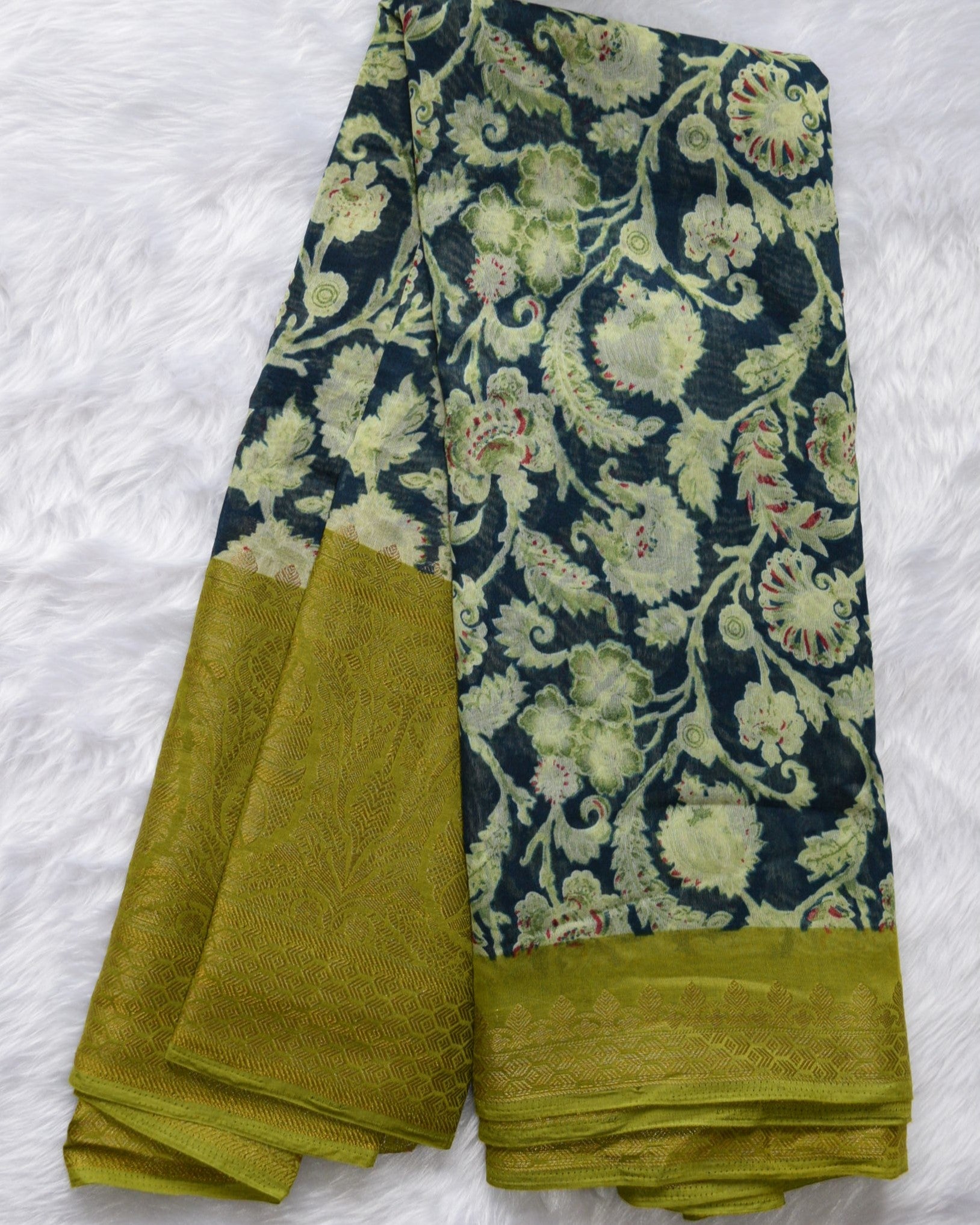 Fancy Saree - long border